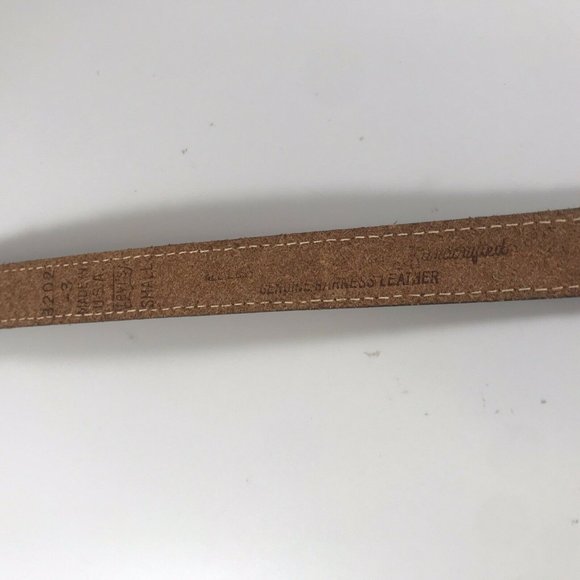 VTG Levis Brown Leather Skinny Belt Ladies Size Small Levi Strauss Nameplate USA - Picture 7 of 8